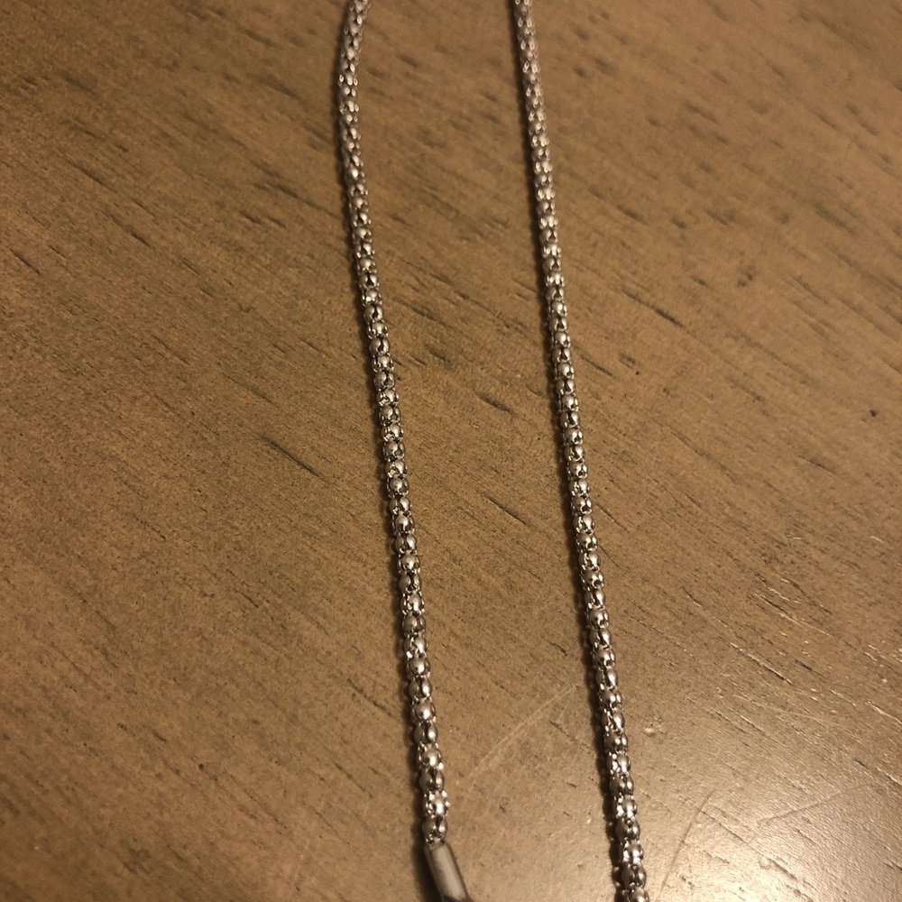 Elegant Silver Tone and Faux Turquoise Necklace - Picture 5 of 9